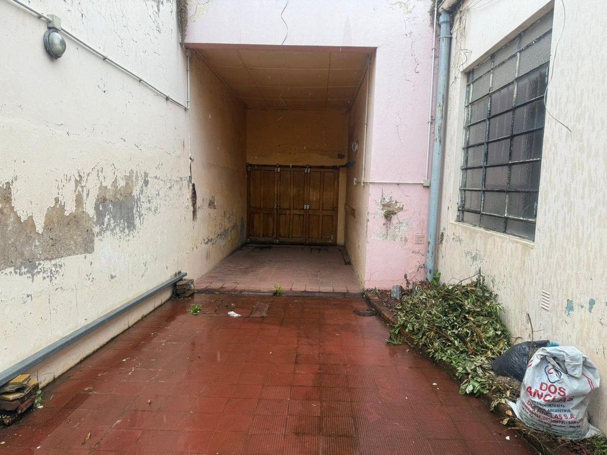Foto de CASA EN VENTA EN 9 DE JULIO CON PILETA, imagen 5