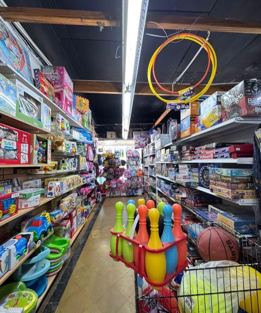 Foto de LOCAL COMERCIAL EN VENTA EN LOS TOLDOS, imagen 2