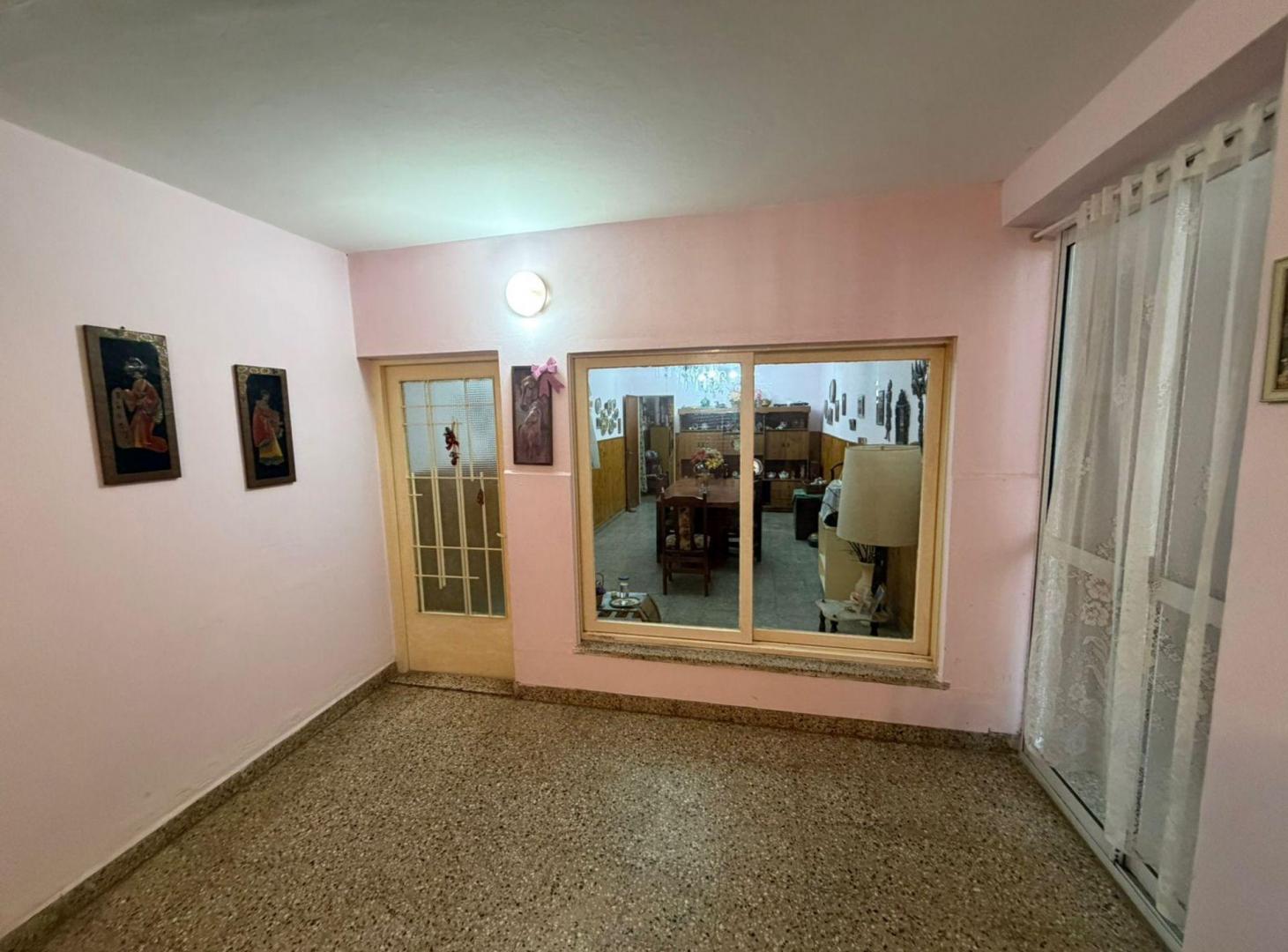 Foto de CASA EN VENTA EN PERGAMINO CON PILETA, imagen 2