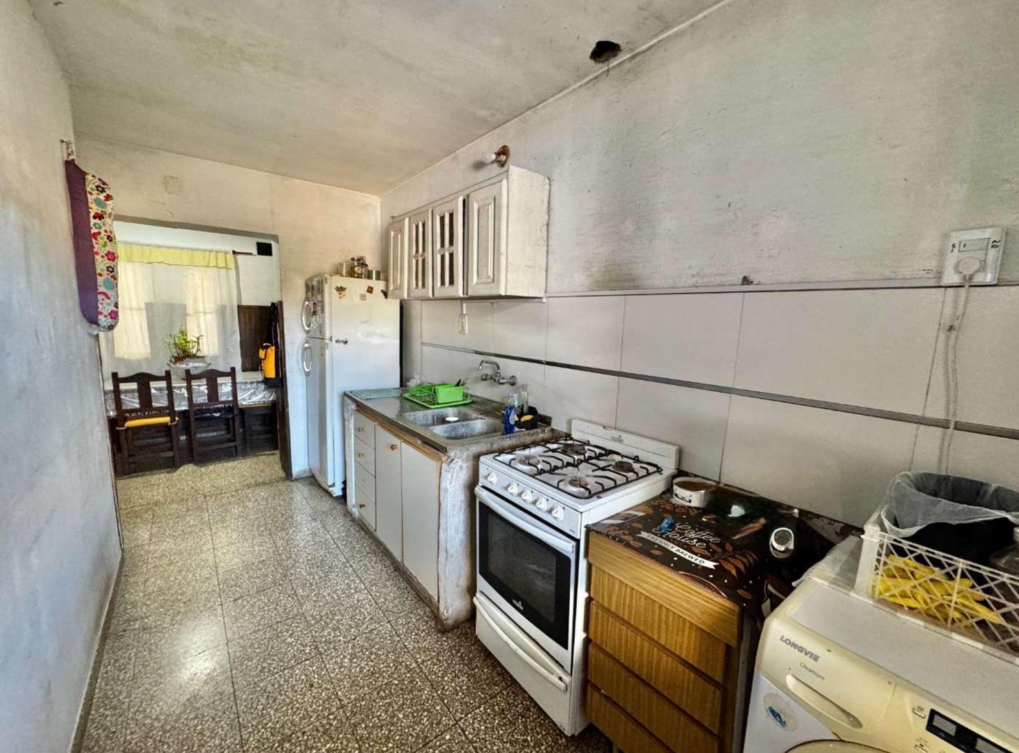 Foto de CASA EN VENTA EN PERGAMINO CON PILETA, imagen 2