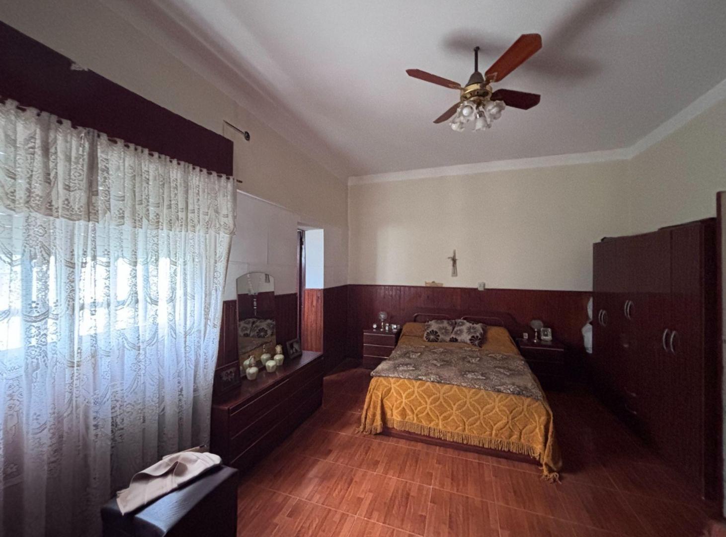 Foto de CASA EN VENTA EN PERGAMINO CON PATIO, imagen 2