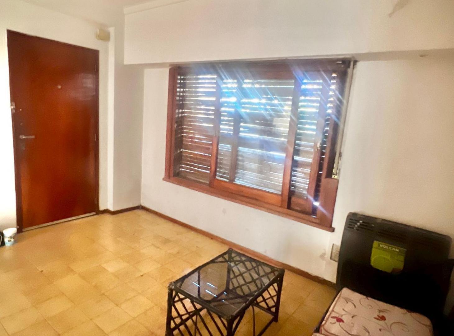 Foto de DEPARTAMENTO EN VENTA EN ROJAS ZONA CENTRICA, imagen 5