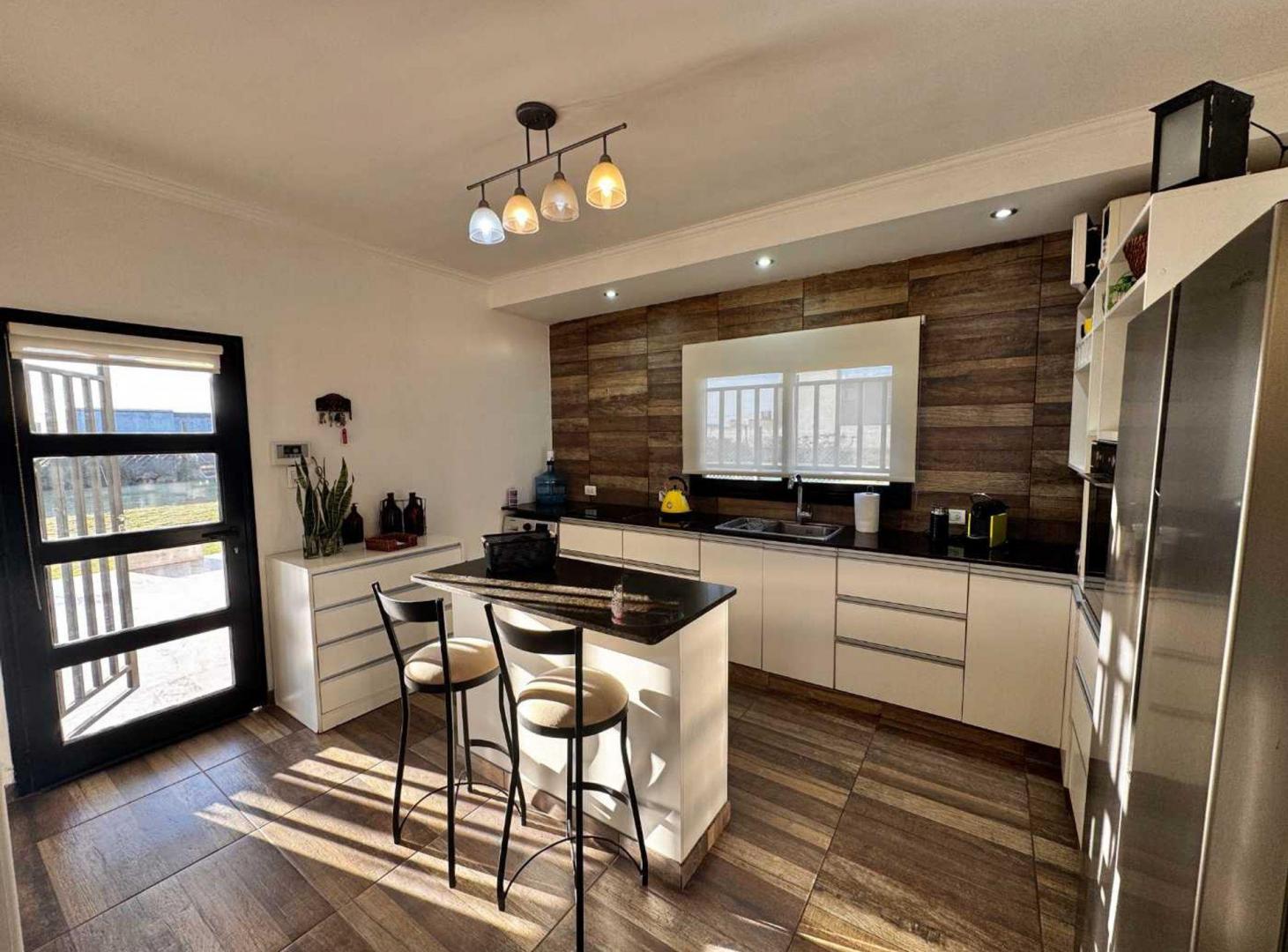 Foto de CASA EN VENTA EN PERGAMINO CON PILETA, imagen 5