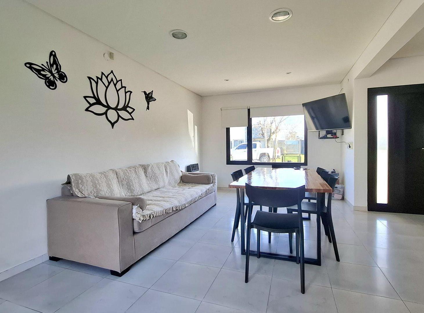 CASA EN VENTA EN PEHUAJÓ