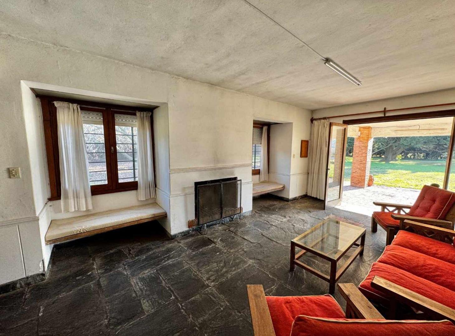 Foto de CASA EN VENTA EN PERGAMINO CON PILETA, imagen 4