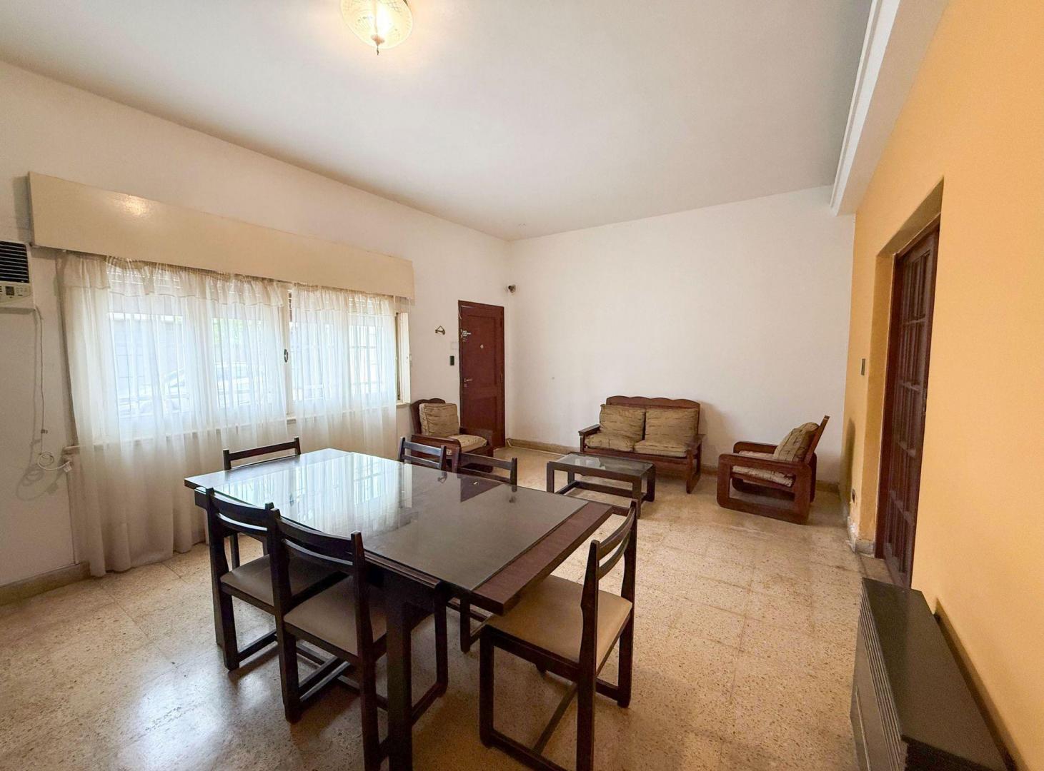 Foto de CASA EN VENTA EN PERGAMINO CON PATIO, imagen 4