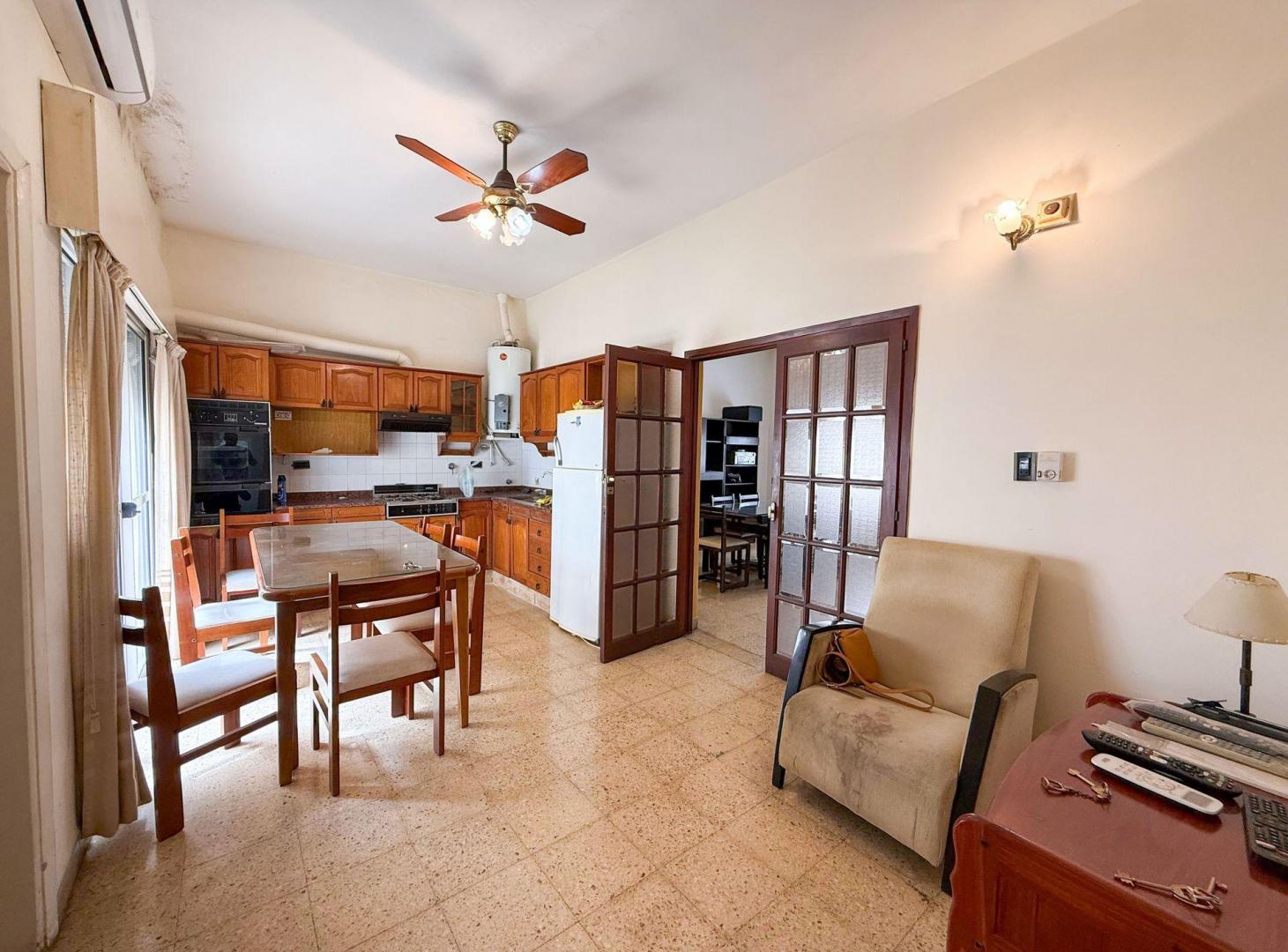 Foto de CASA EN VENTA EN PERGAMINO CON PATIO, imagen 5