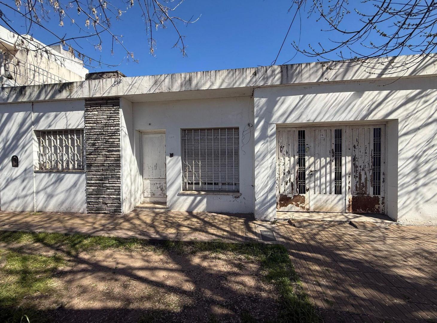 Foto de CASA EN VENTA EN PERGAMINO CON GARAGE, imagen 2