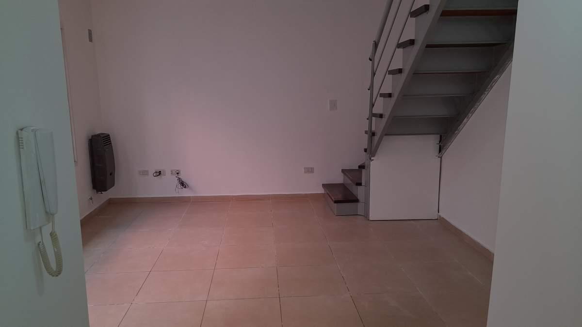 Foto de Alberdi - Duplex -CON RENTA, imagen 2