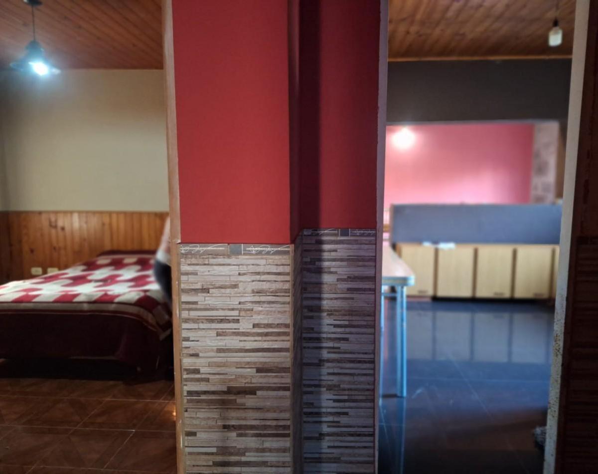 Chalet 4 Ambientes con Pileta 3