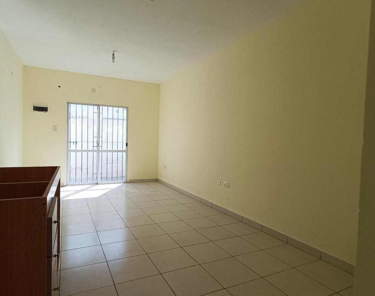 Departamento Monoambiente con Patio, Moron 4