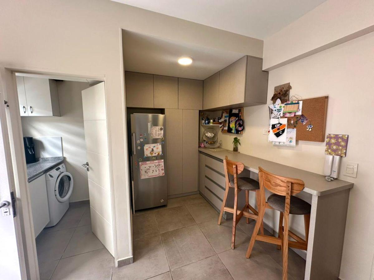 Foto de Dúplex 4 Ambientes en Olivos - Suite, Escritorio y Patio - 161m², imagen 5