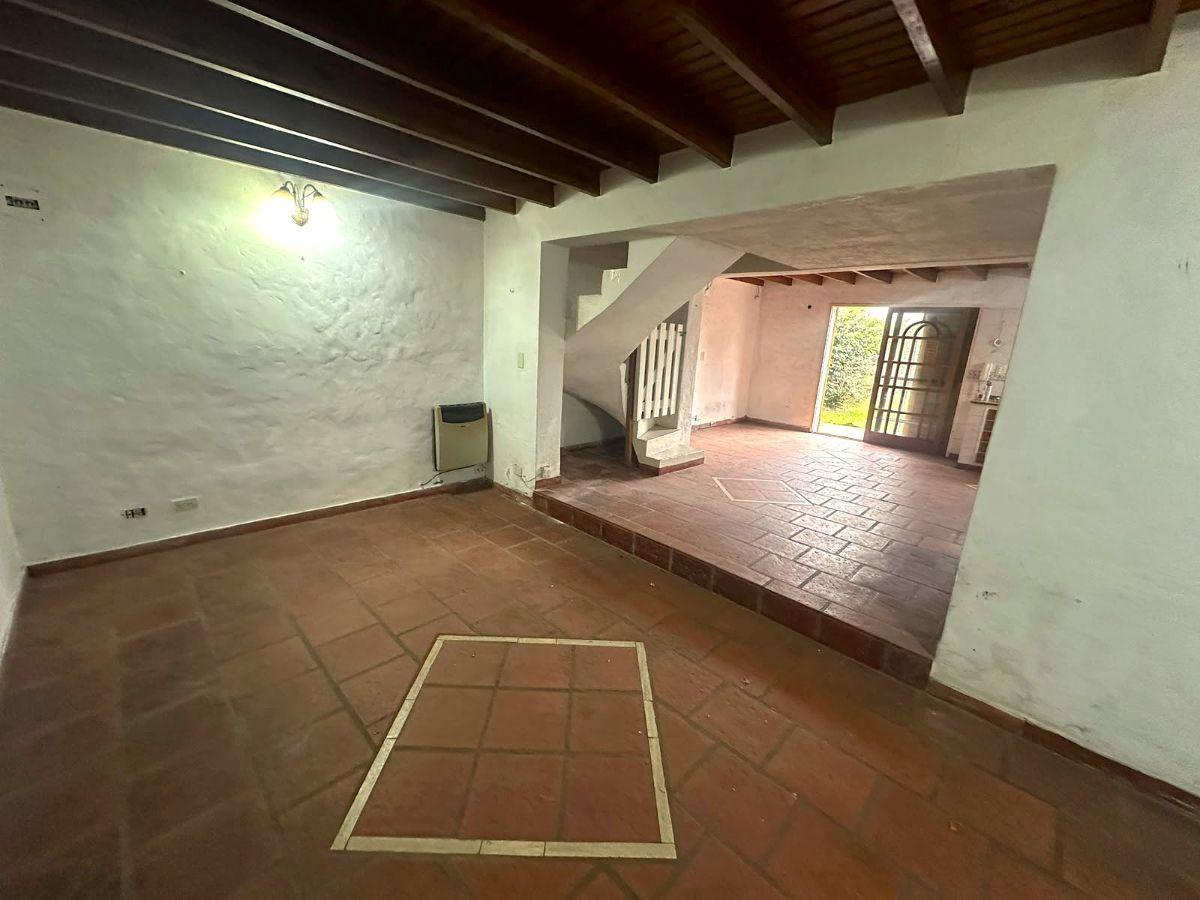 Foto de ¡Casa de Ensueño de 4 Ambientes con Pileta y Dependencia en Boulogne, imagen 1