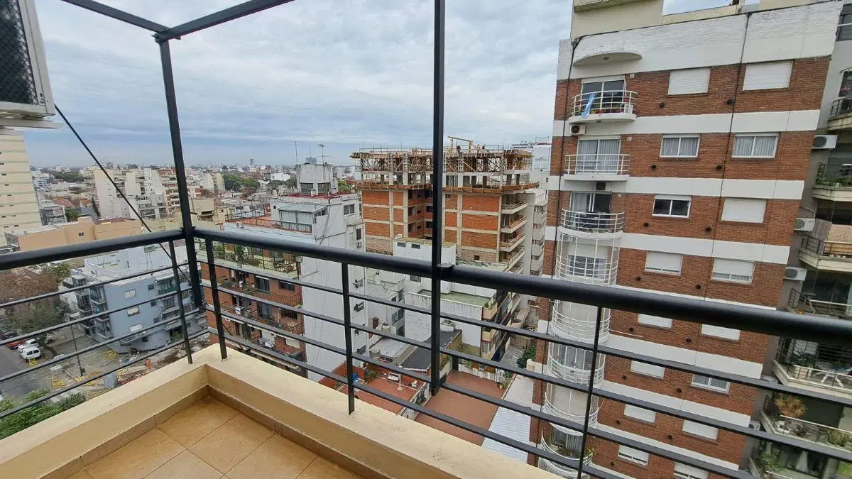 Luminoso Monoambiente con Balcón en Pleno Villa Urquiza 4