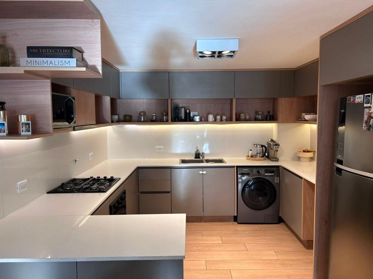 Foto de Excepcional Departamento de 3 Ambientes con Balcón y Parrilla en Villa, imagen 3