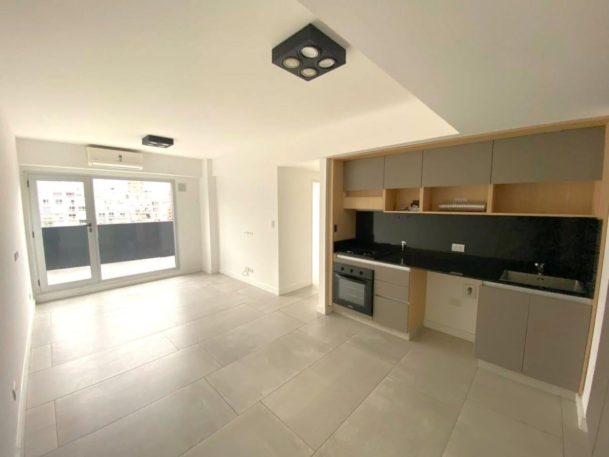 Foto de ¡Imperdible! 3 Ambientes con Balcón Aterrazado en Alquiler, imagen 2