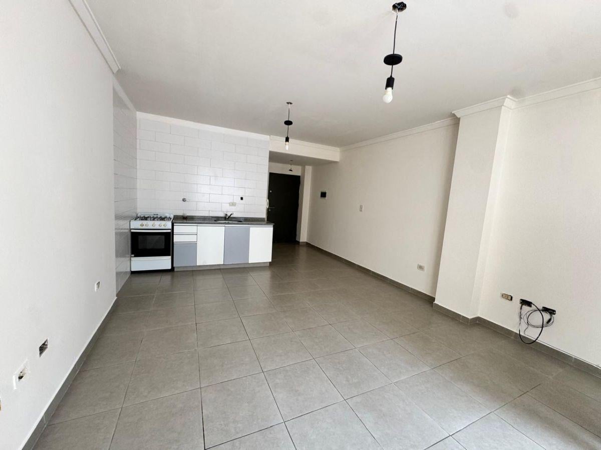 Foto de Monoambiente en Venta | Amplio y Luminoso, imagen 3