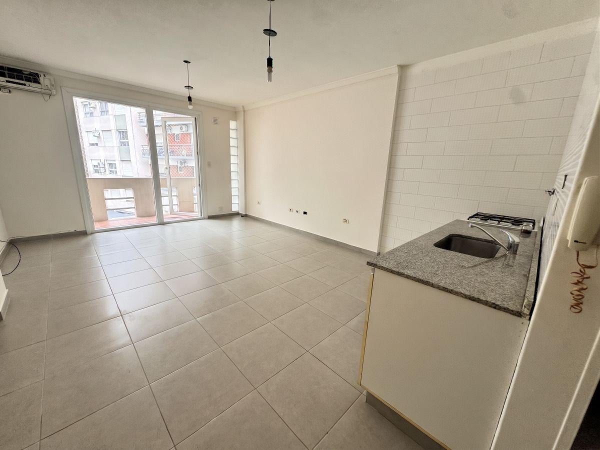 Foto de Monoambiente en Venta | Amplio y Luminoso, imagen 4