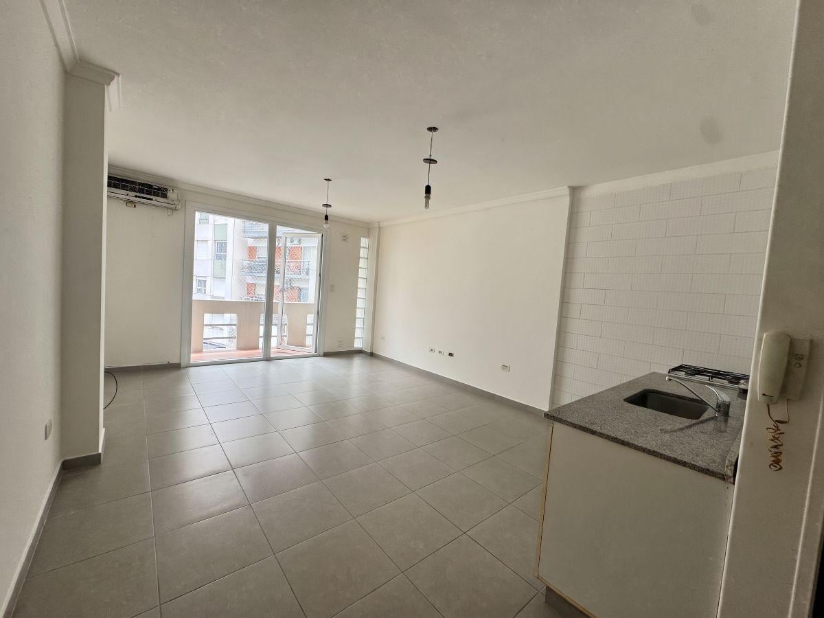 Foto de Monoambiente en Venta | Amplio y Luminoso, imagen 1