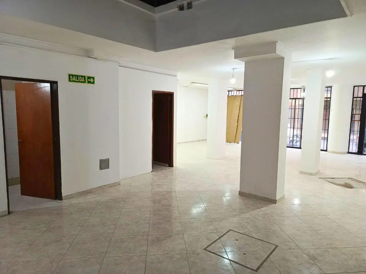 Gran LOCAL en venta en el CENTRO de Córdoba 3