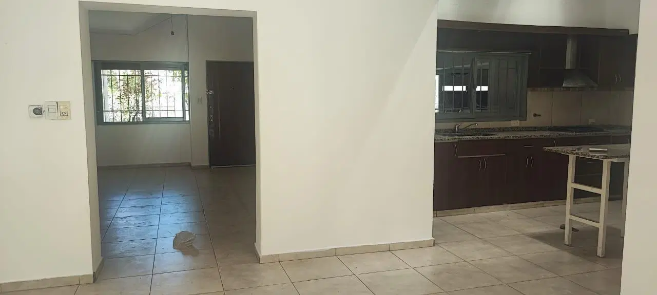 Casa de 3 Dormitorios en B° Lomas de San Martin 1