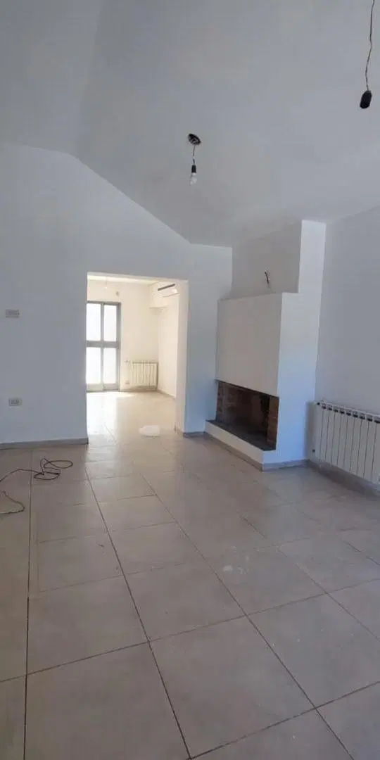 Casa de 3 Dormitorios en B° Lomas de San Martin 4