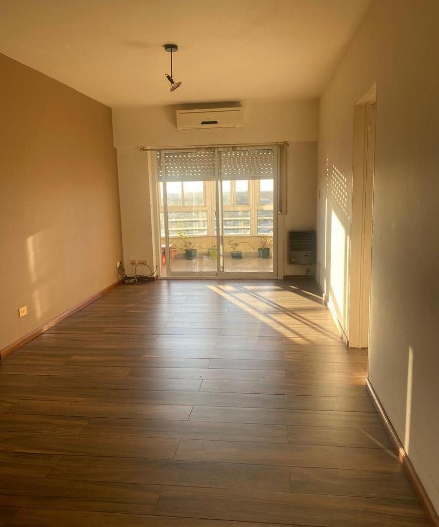 Foto de Departamento 4 ambientes Torres de Bernal, imagen 1