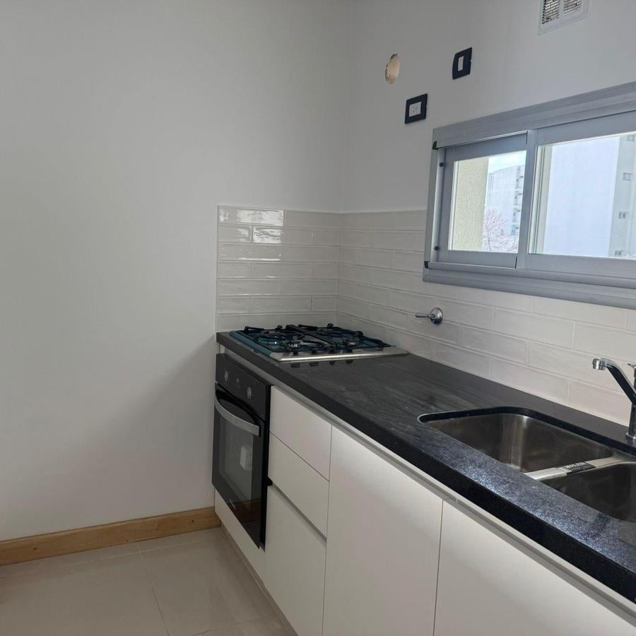 Foto de DEPATATAMENTOS EN VENTA EN LA PLATA, imagen 2
