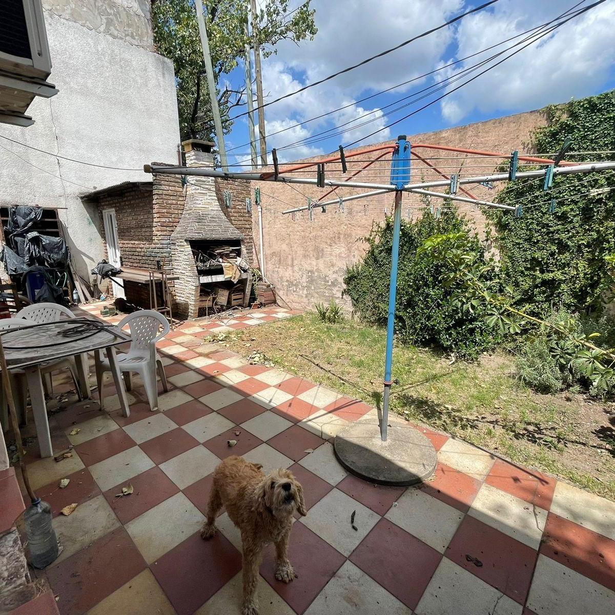 Foto de CASA 4 AMBIENTES EN VENTA - LUIS GUILLON, imagen 4