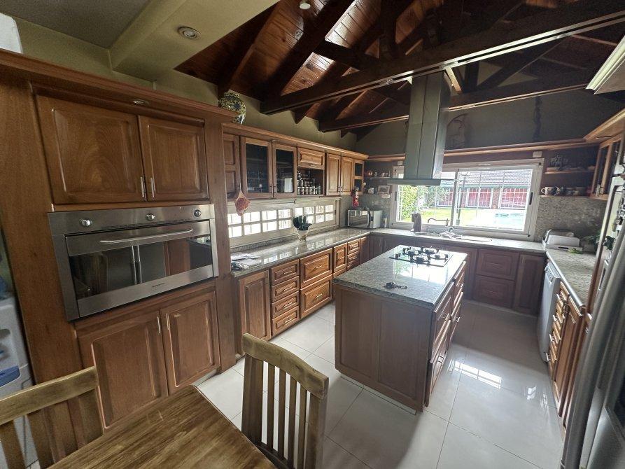 Casa de Categoria en Venta. Luis Guillon 1