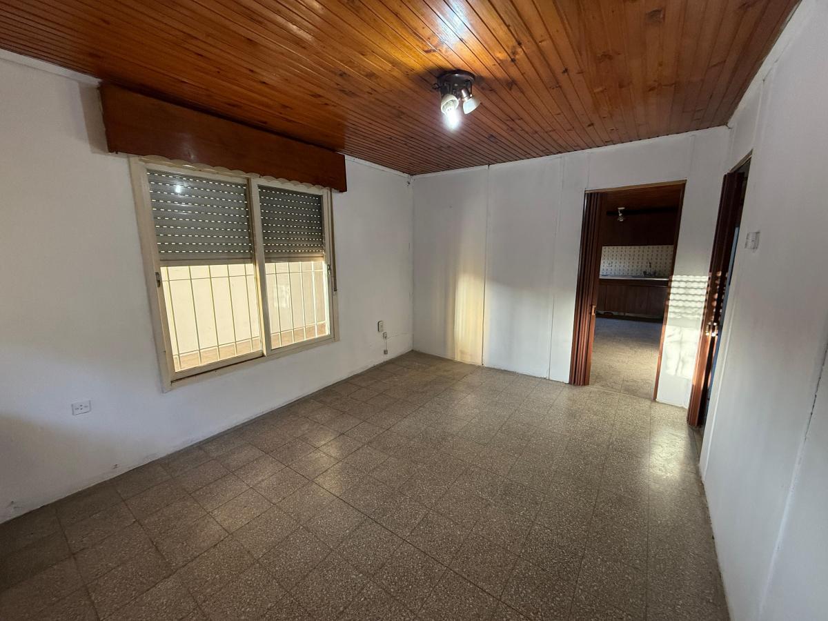 Foto de Casa 2 dormitorios sobre lote 10 x 30 en Monte Grande - Venta, imagen 4