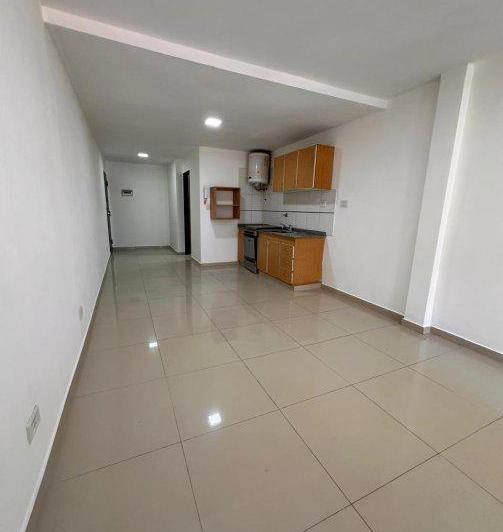 Departamento monoambiente Amplio - Alquiler Monte Grande - Luis Guillon 1