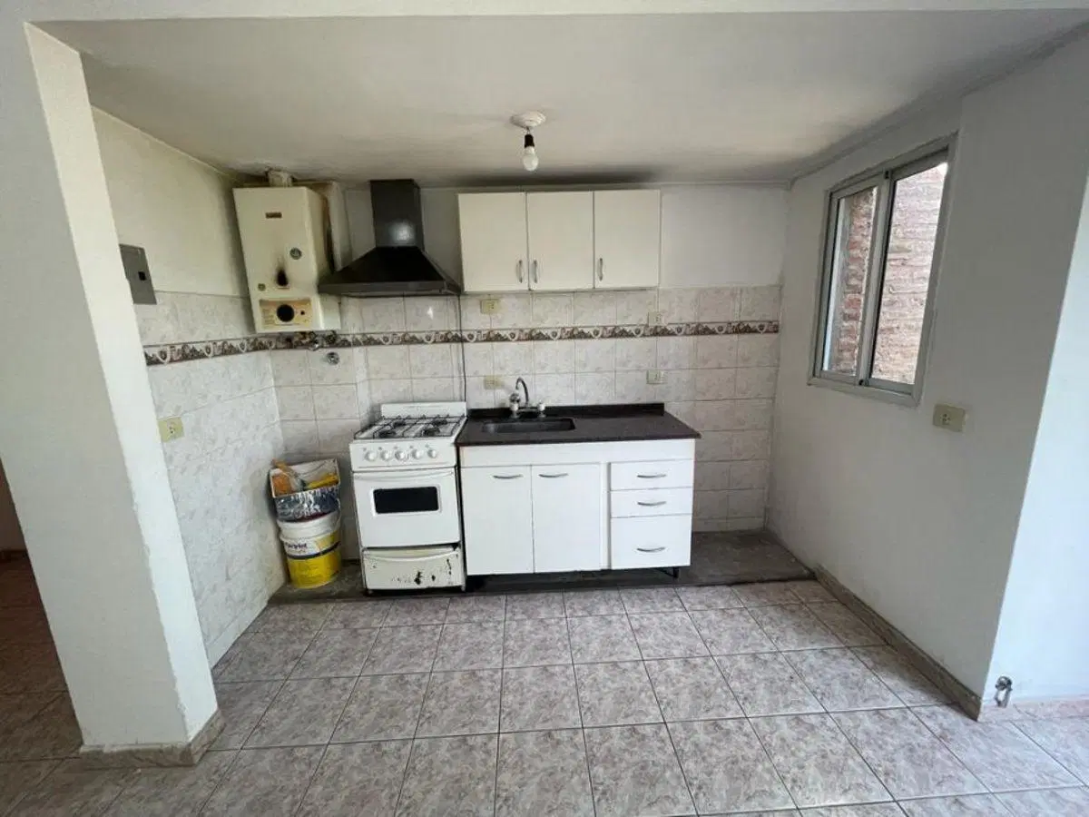 Departamento 2 ambientes con cochera en alquiler - Monte Grande 5
