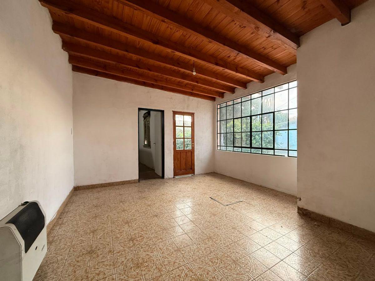 Foto de Casa en Venta de 2 Dormitorios en Zona de Monte Grande, imagen 3