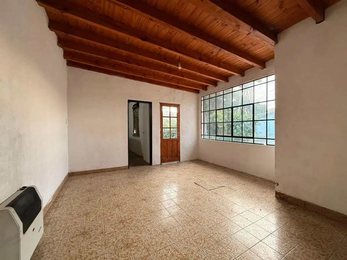 Casa en Venta de 2 Dormitorios en Zona de Monte Grande 3