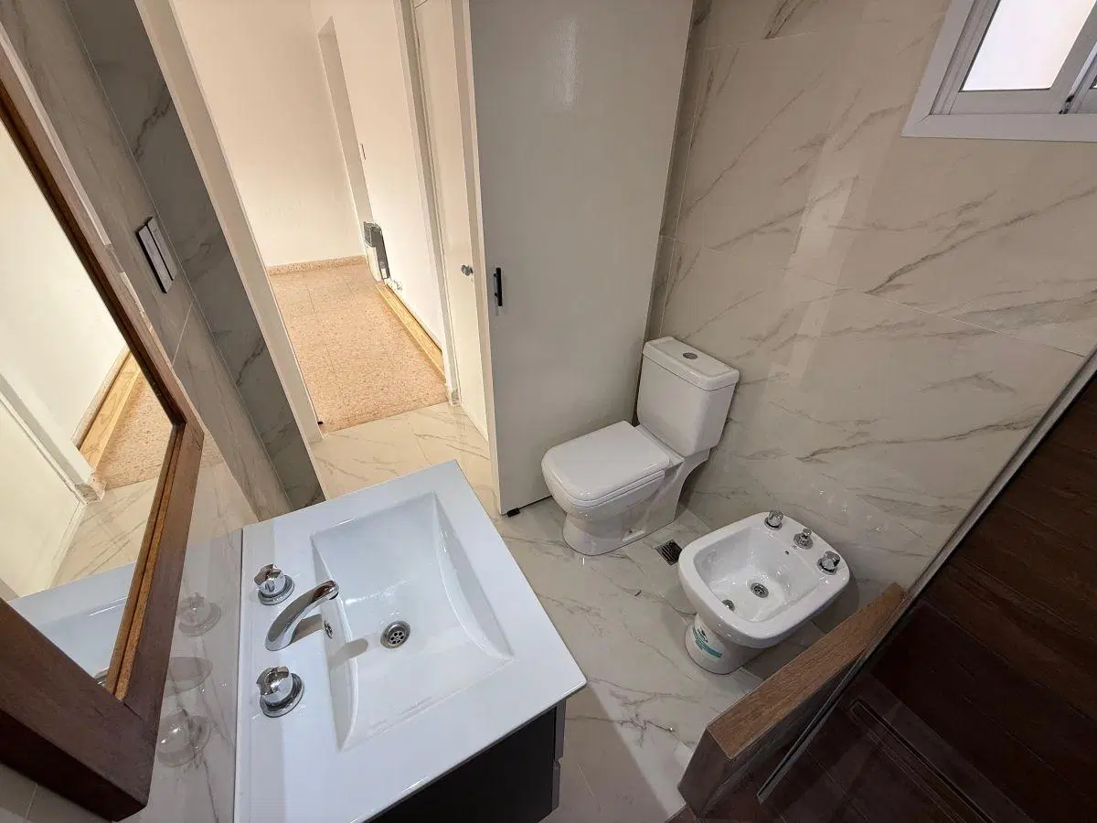 Departamento 2 ambientes con cochera cubierta en Venta APTO CREDITO - Frente a Estacion Monte Grande 3