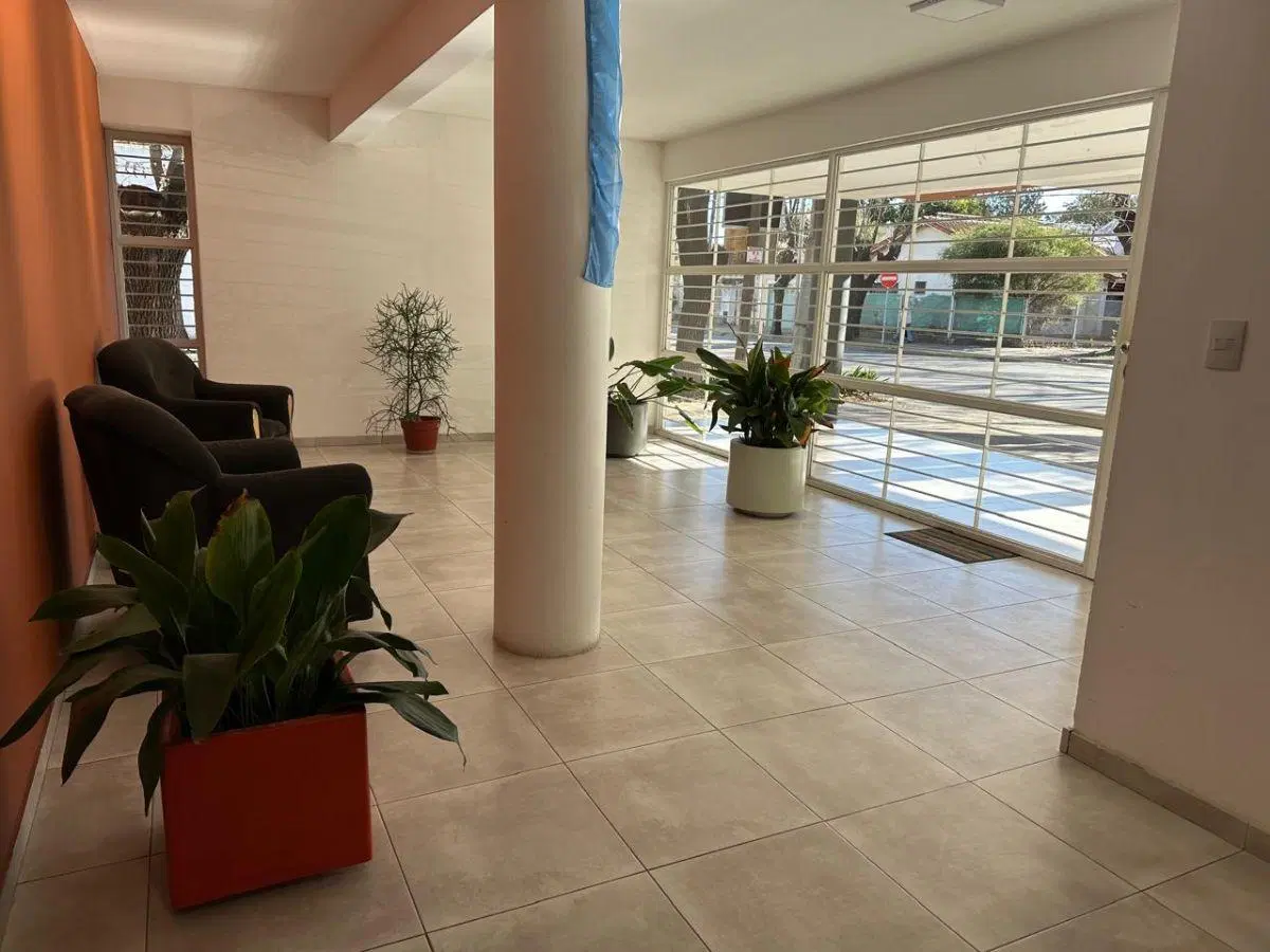 Departamento 2 Ambientes en Alquiler - Céntrico en Pleno Monte Grande 1