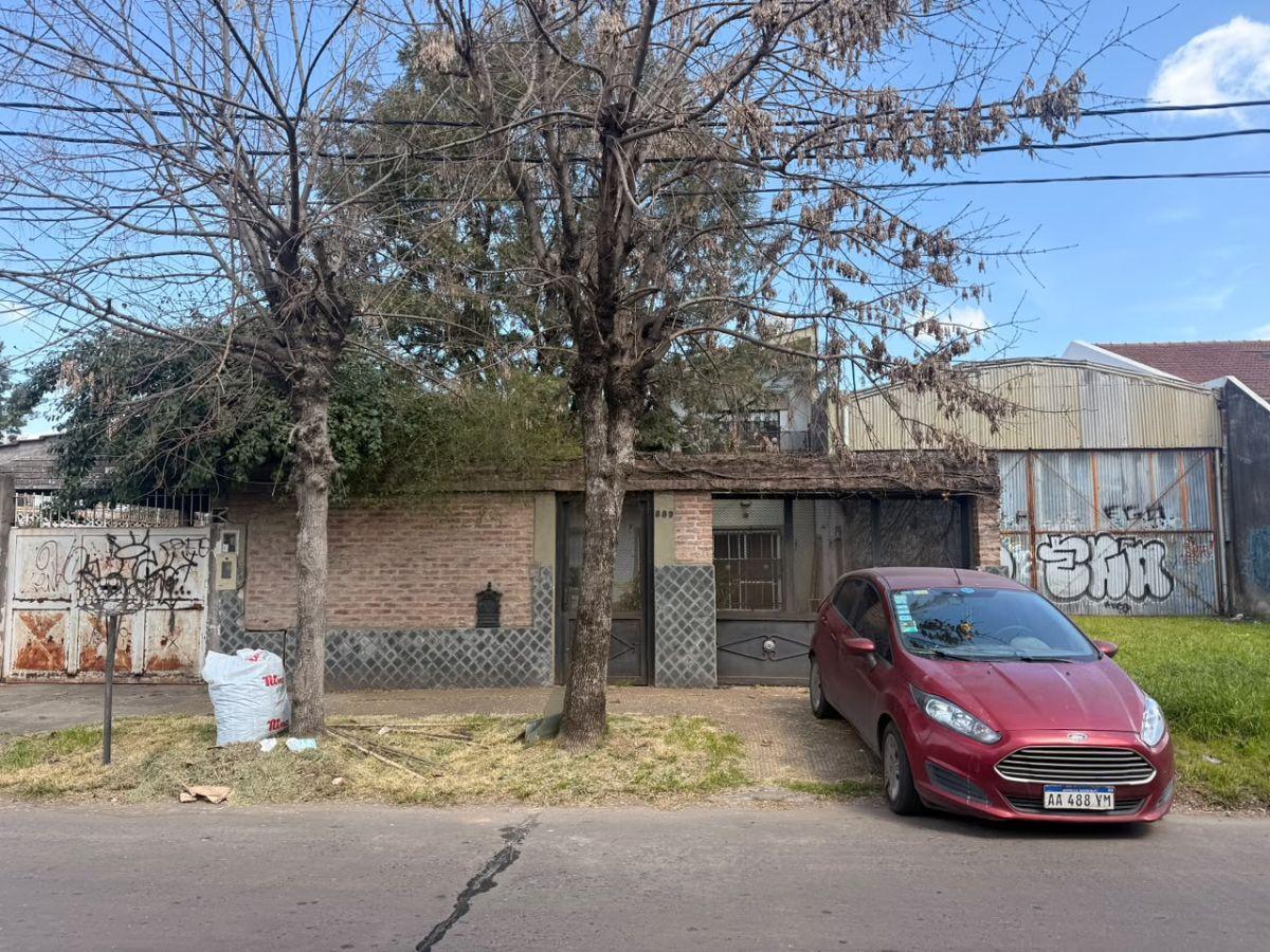 Foto de Casa 4 Dormitorios en Venta. Monte Grande, imagen 1