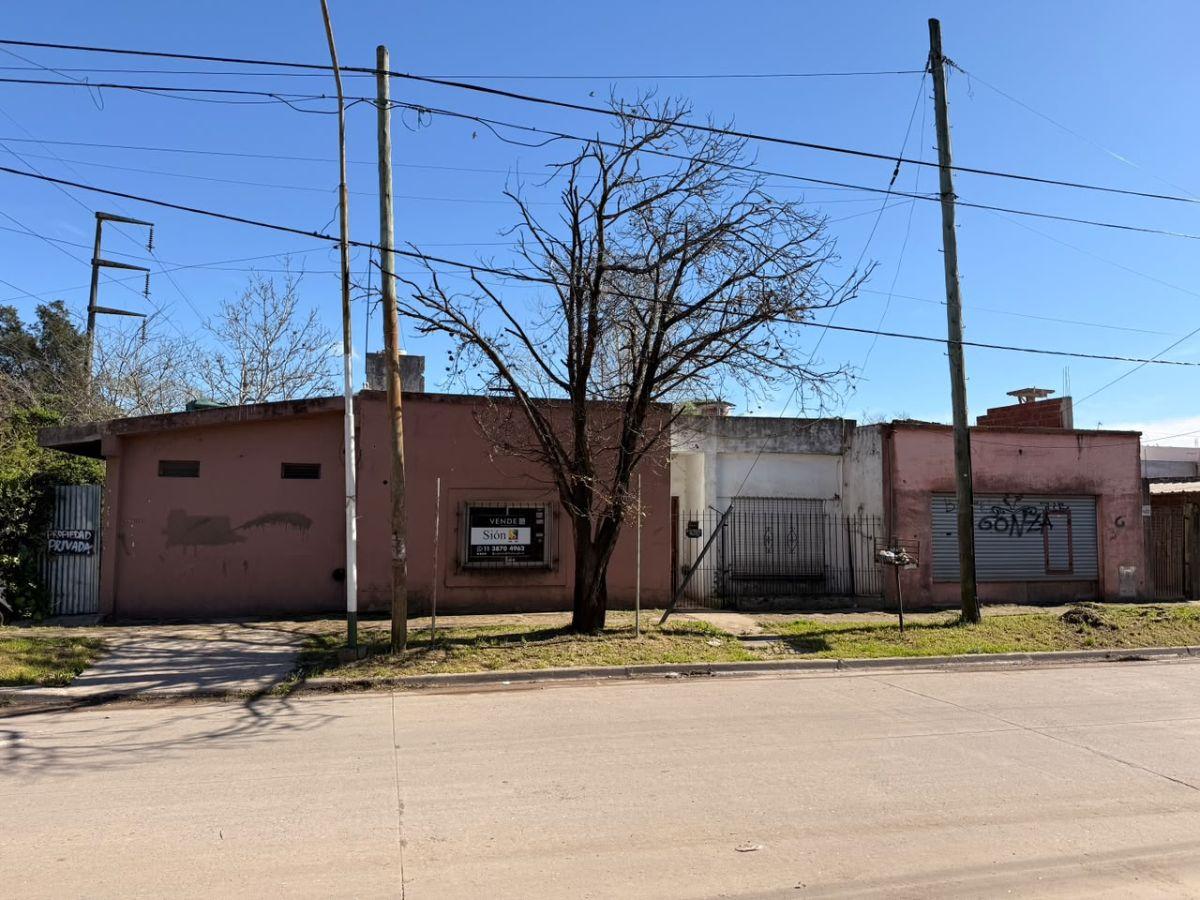 Foto de Casa a Reciclar Sobre Lote 13 x 17 en Venta. El Jaguel, imagen 5