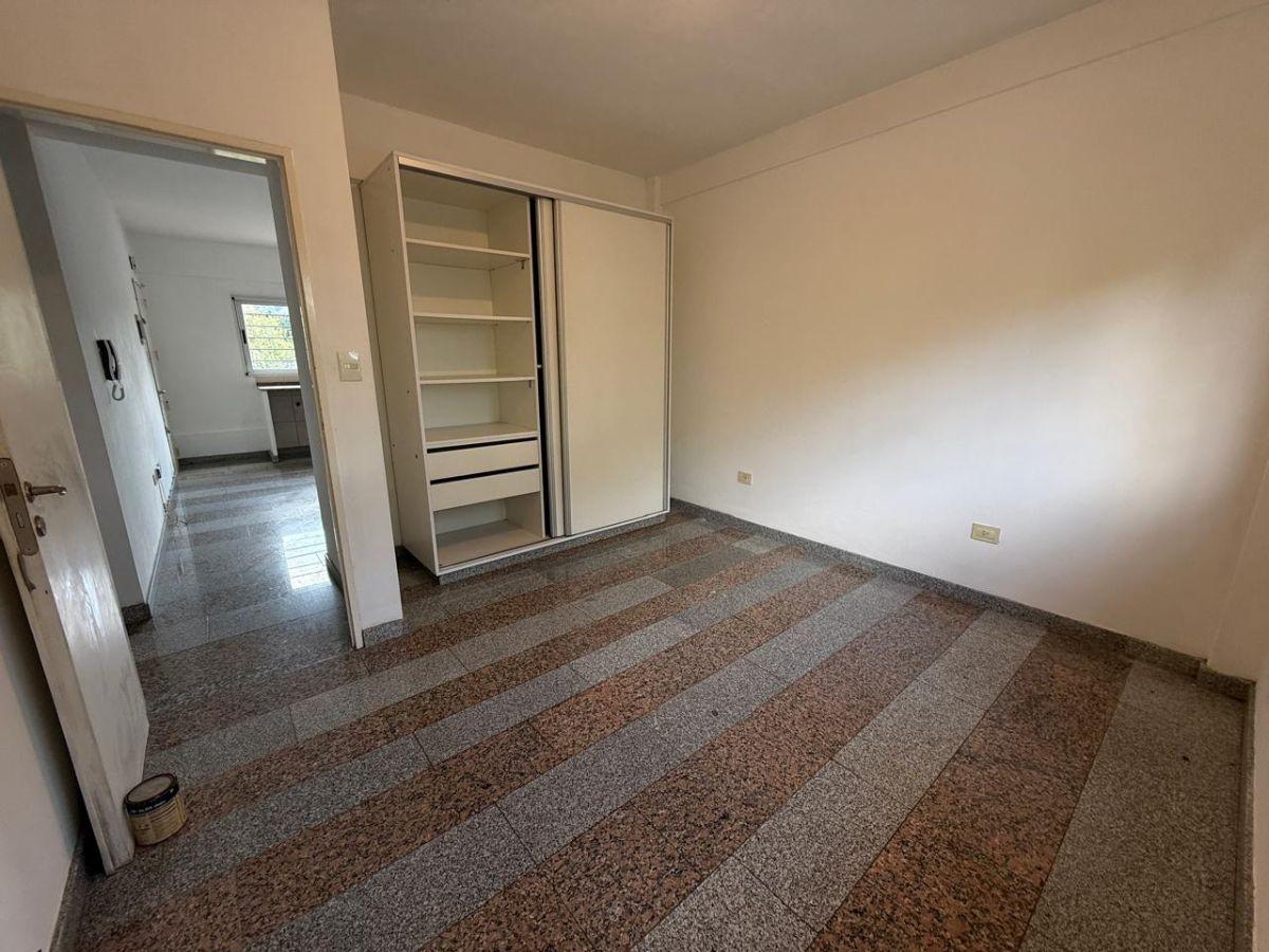 Foto de Departamento de 2 ambientes en alquiler - Monte Grande, imagen 2