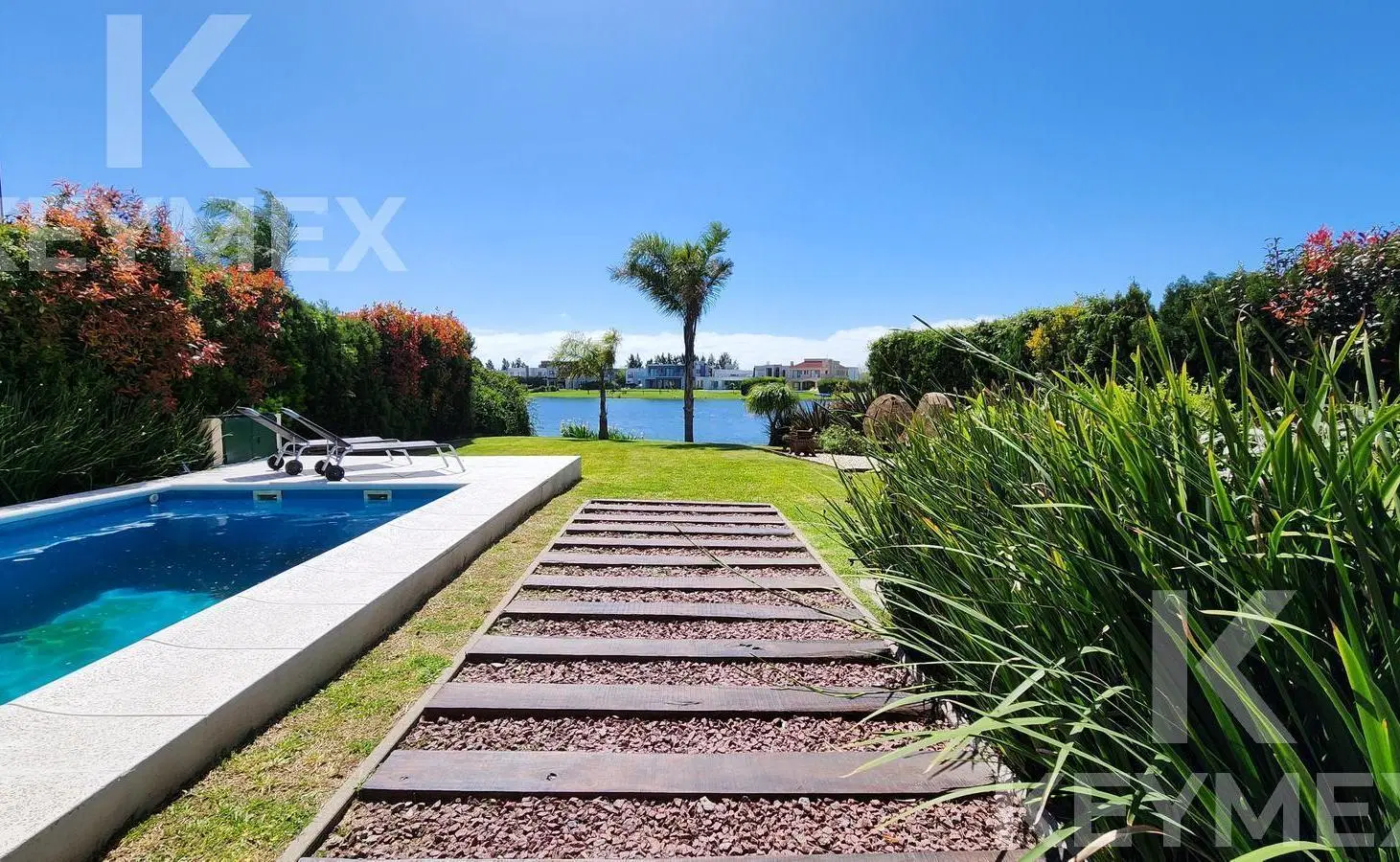 VENTA CASA BARRIO LOS TRONCOS BERAZATEGUI con COSTA DE LAGO 4