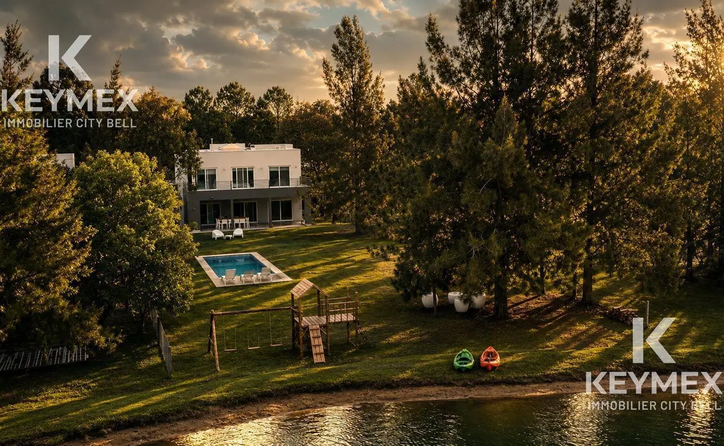 VENTA CASA  DE 5 DORMITORIOS EN MIRALAGOS CON COSTA DE LAGO 4