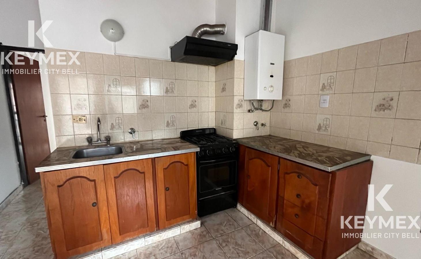 Foto de Departamento con balcon a frente de 1 dormitorio en alquiler, La Plata, imagen 3