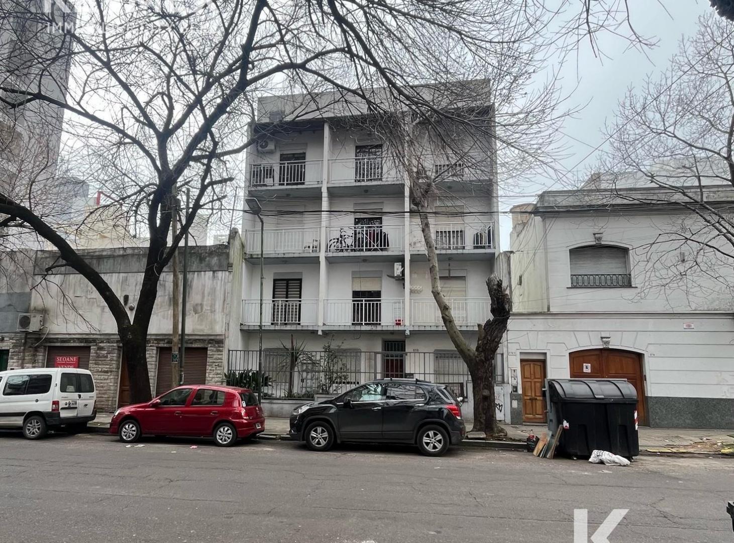 Foto de Departamento con balcon a frente de 1 dormitorio en alquiler, La Plata, imagen 2
