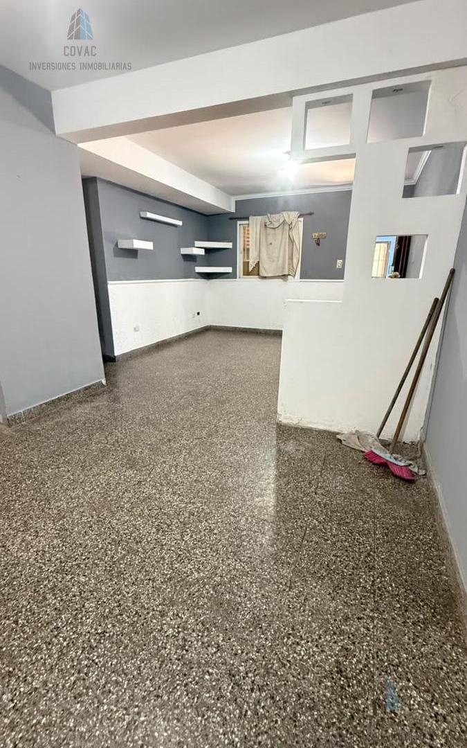 Foto de DEPARTAMENTO DE 4 DORMITORIOS TOTALMENTE REMODELADO – BARRIO OESTE 2, imagen 1
