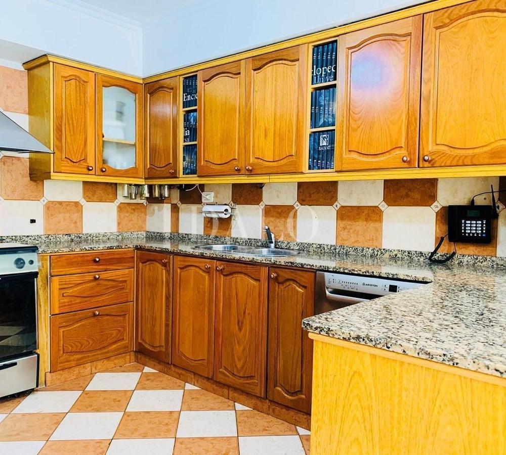 Casa en Venta en San Isidro, Frente Al Hipódromo Oportunidad! 2