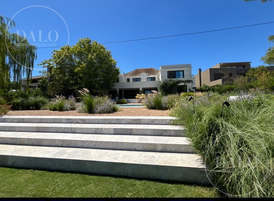 Casa en Venta en Barrio El Golf, Nordelta