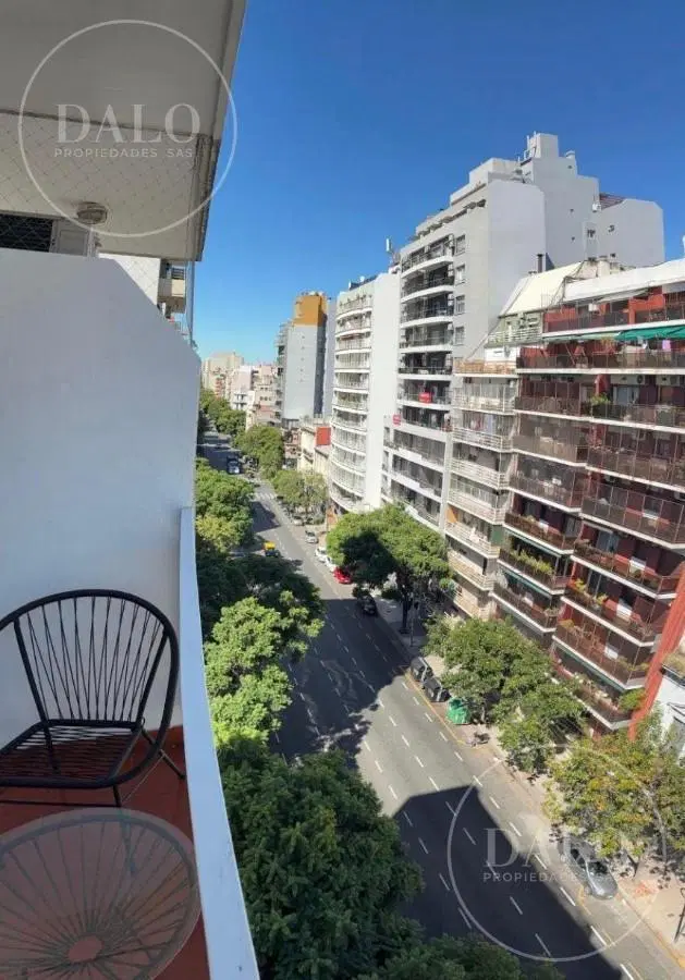 Hermoso Departamento de 2 Ambientes muy Luminoso en San Cristobal 3