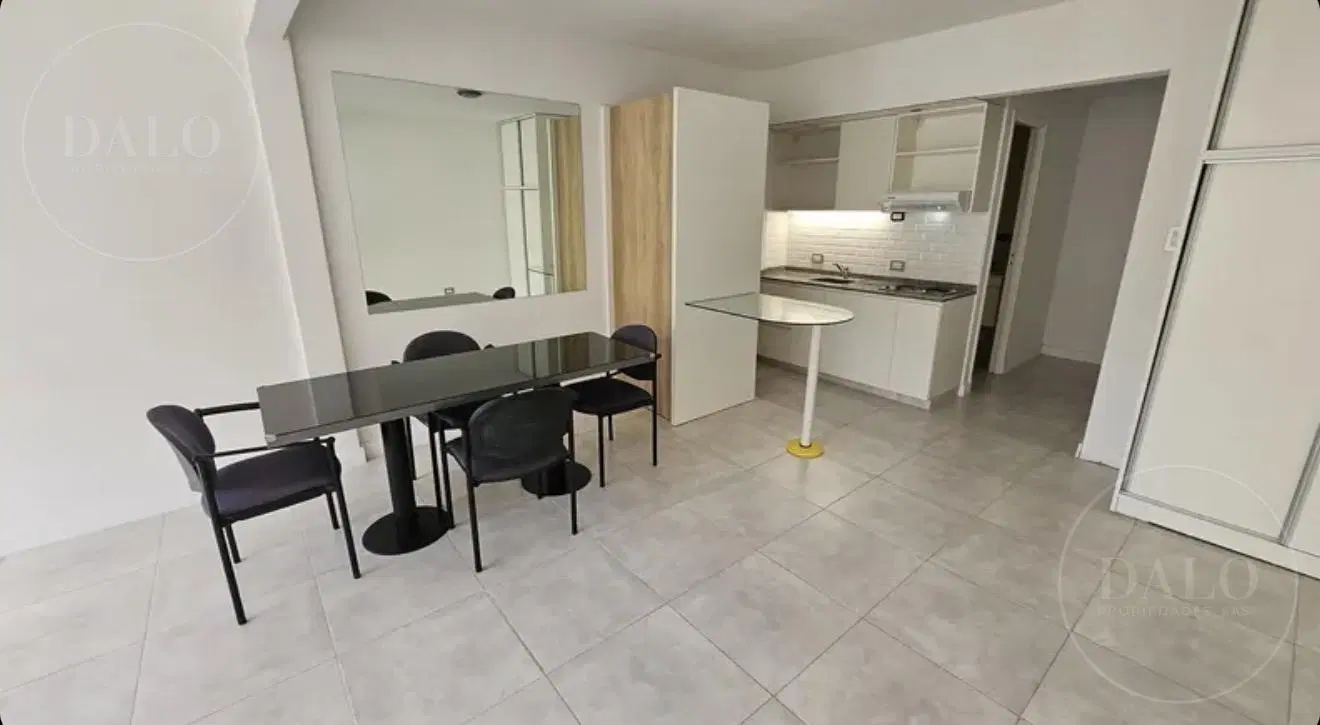 Hermoso Departamento Monoambiente Super Luminoso Reciclado a Nuevo 2