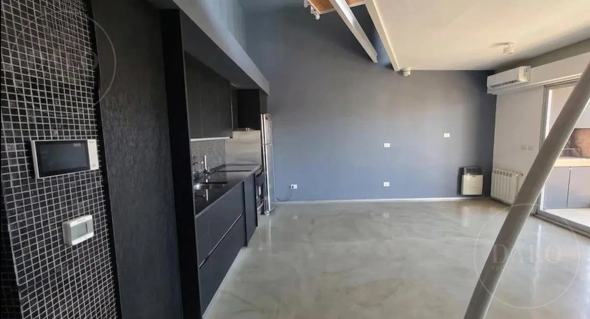 Departamento duplex en venta 3 ambientes en Florida 5